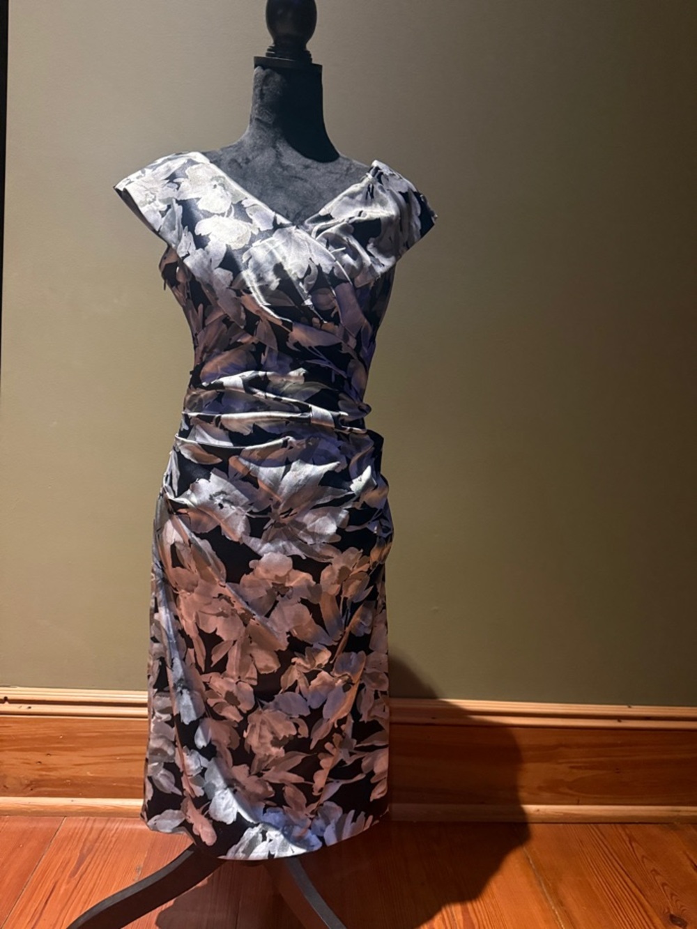 Silver Floral V-Neck Midi Dress